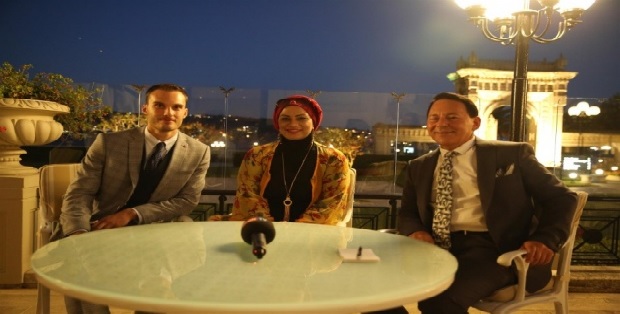 Tahera Ahmad Ogün TV röportajı
